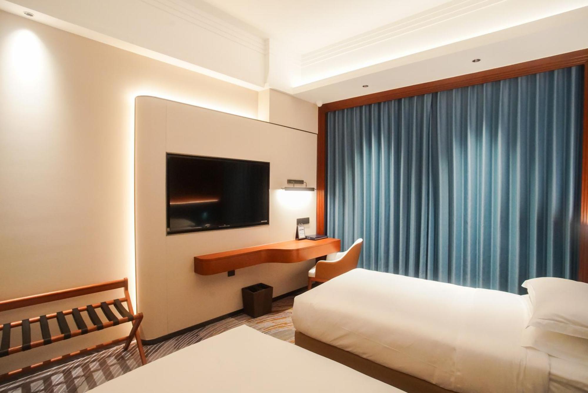 โรงแรม โรงแรมโอเชี่ยน 4*
