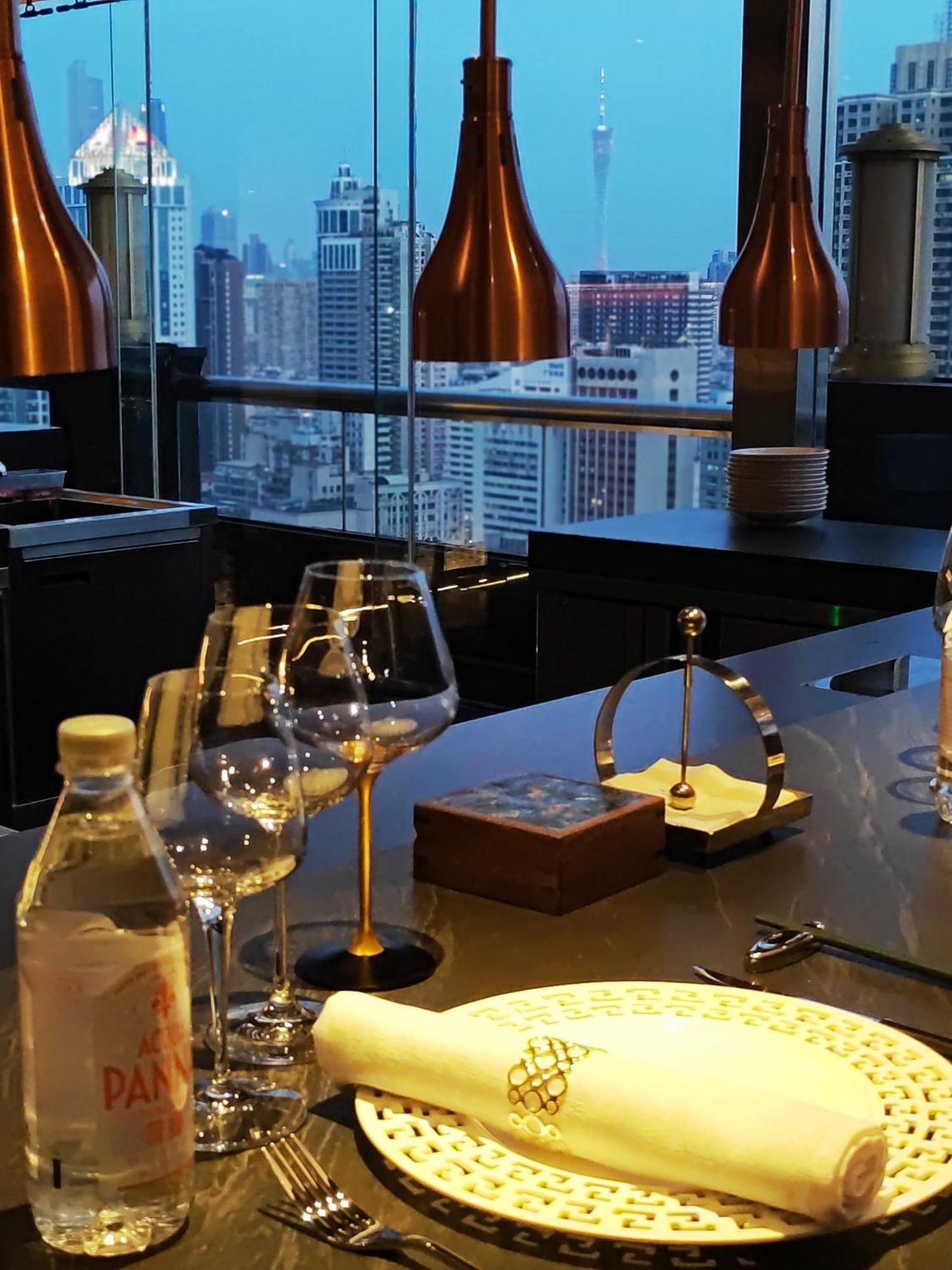 โรงแรม โรงแรมโอเชี่ยน 4*